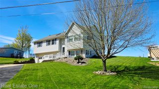 8751 Highland Ave Road, Watervliet, MI 49098