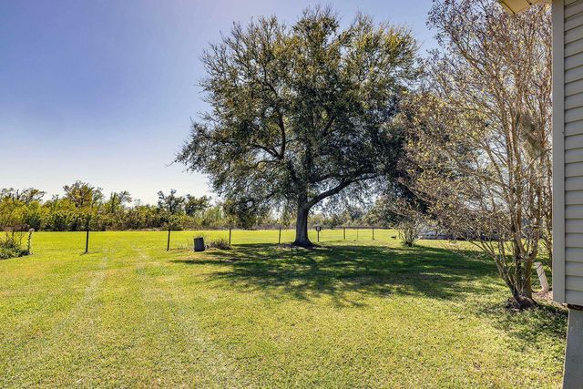 386 Highridge Drive, Houma, LA 70363