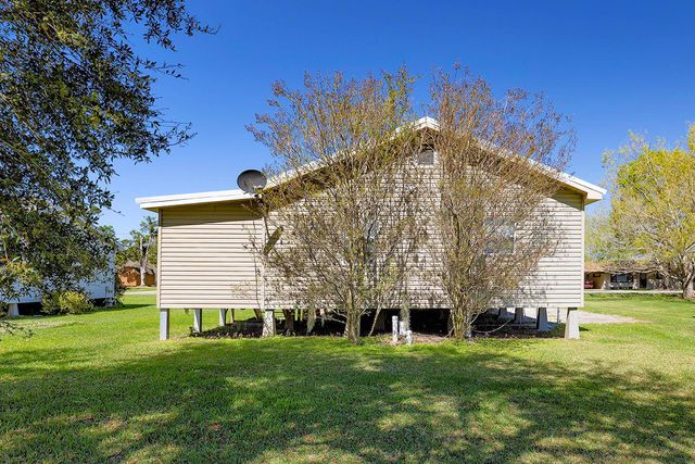 386 Highridge Drive, Houma, LA 70363