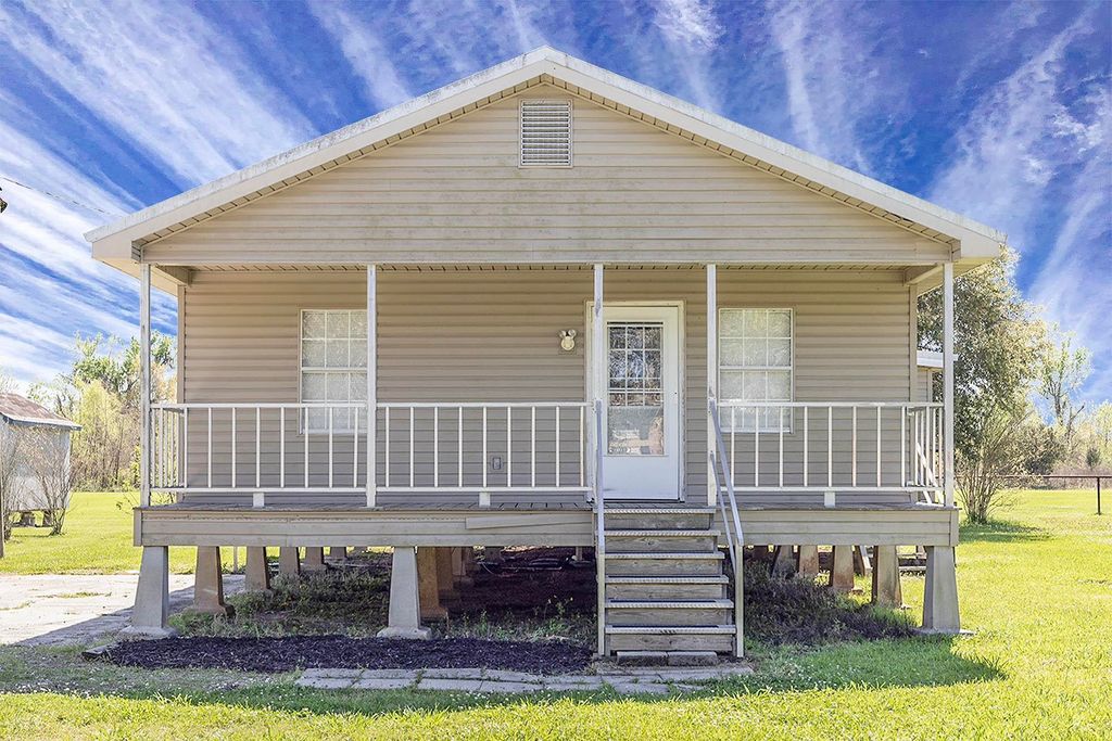386 Highridge Drive, Houma, LA 70363