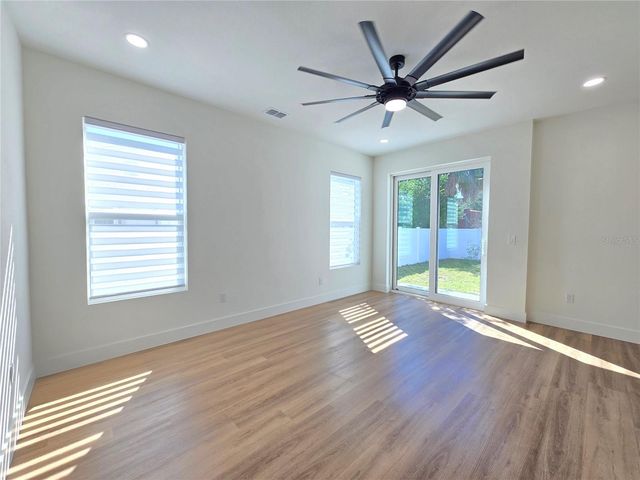 4468 57TH AVENUE N, St Petersburg, FL 33714