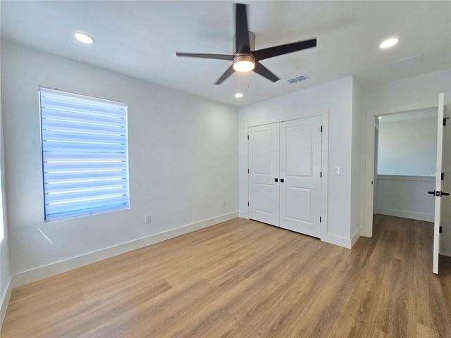 4468 57TH AVENUE N, St Petersburg, FL 33714