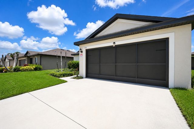 5318 Imagination Drive, Fort Pierce, FL 34947