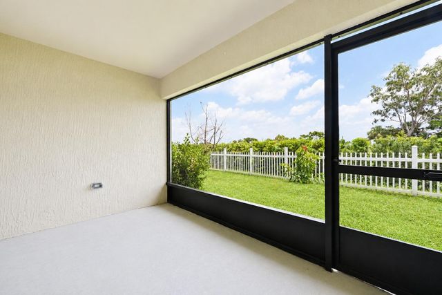 5318 Imagination Drive, Fort Pierce, FL 34947