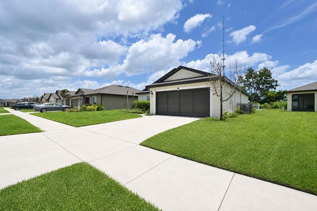 5318 Imagination Drive, Fort Pierce, FL 34947