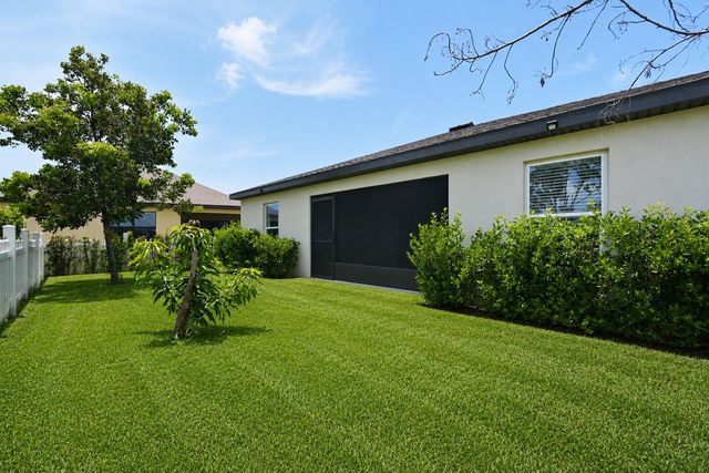 5318 Imagination Drive, Fort Pierce, FL 34947