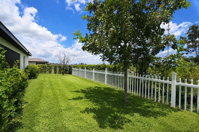 5318 Imagination Drive, Fort Pierce, FL 34947