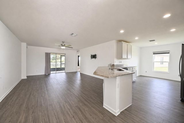 5318 Imagination Drive, Fort Pierce, FL 34947