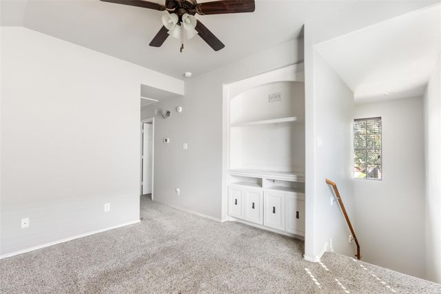 10414 Whisper Bluff Drive, Humble, TX 77396