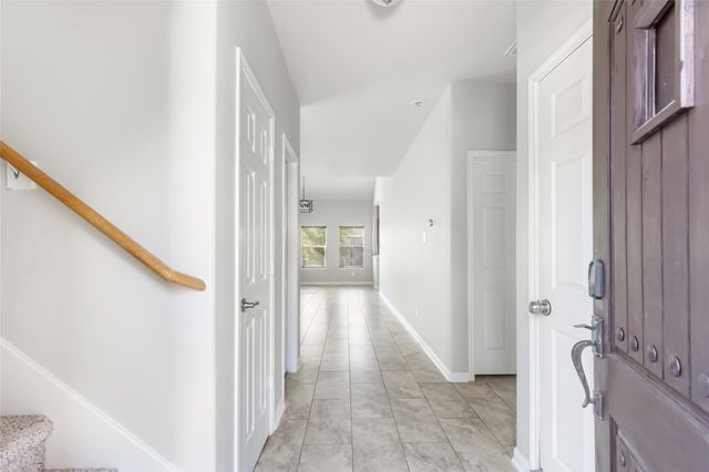 10414 Whisper Bluff Drive, Humble, TX 77396