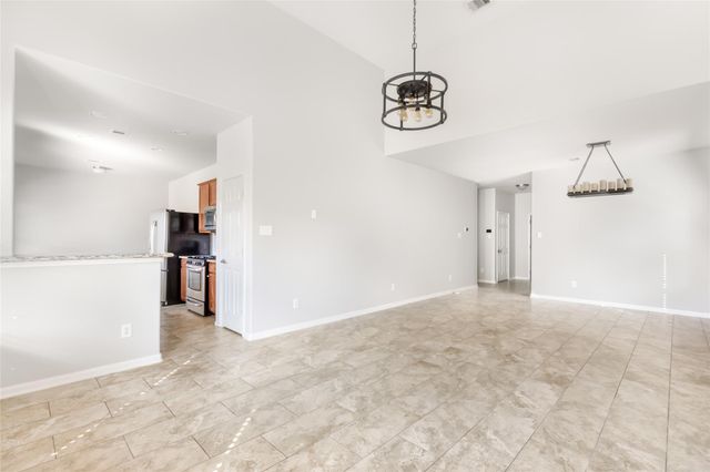 10414 Whisper Bluff Drive, Humble, TX 77396