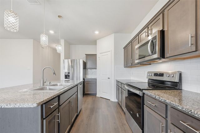 1102 Stockyard Street, Royse City, TX 75189