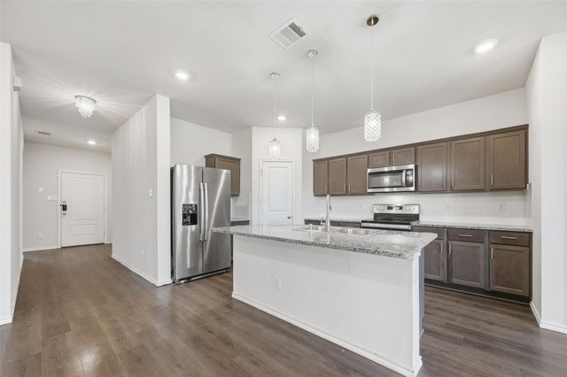 1102 Stockyard Street, Royse City, TX 75189