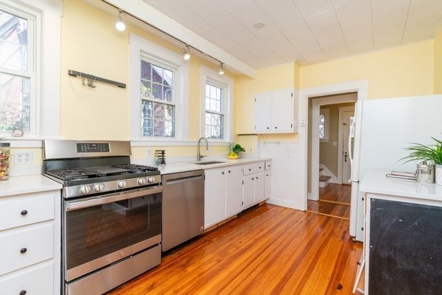 54 Southbourne Rd, Boston, MA 02130