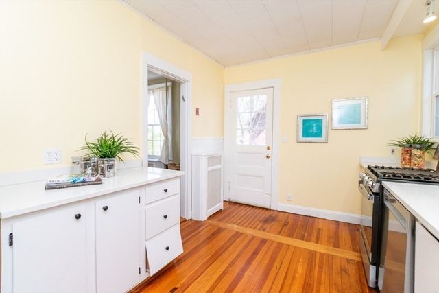 54 Southbourne Rd, Boston, MA 02130