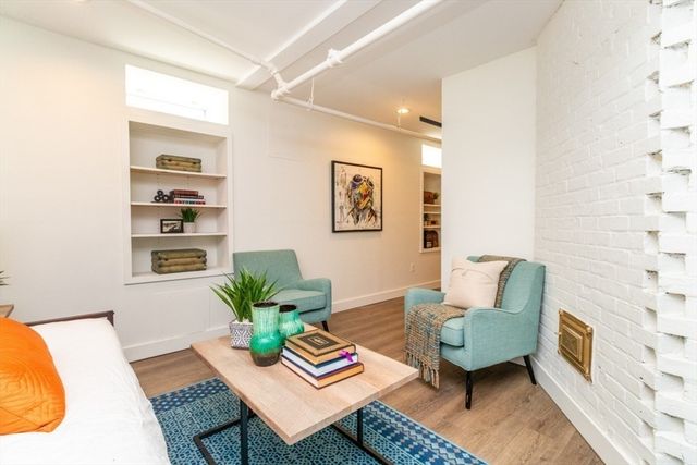54 Southbourne Rd, Boston, MA 02130