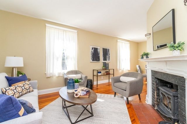 54 Southbourne Rd, Boston, MA 02130