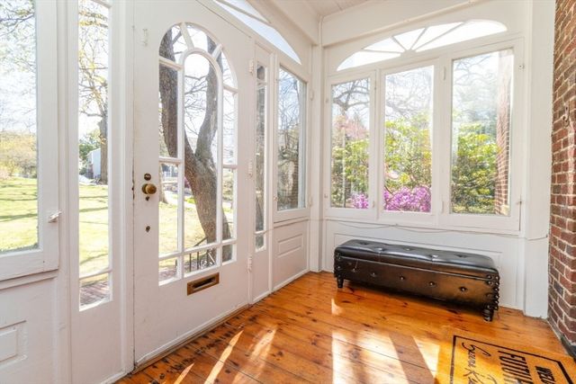 54 Southbourne Rd, Boston, MA 02130