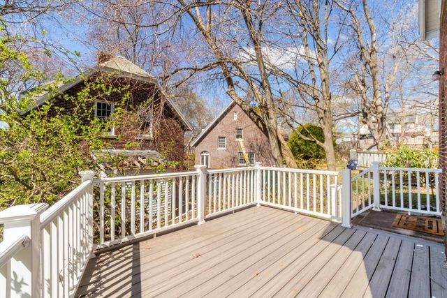 54 Southbourne Rd, Boston, MA 02130