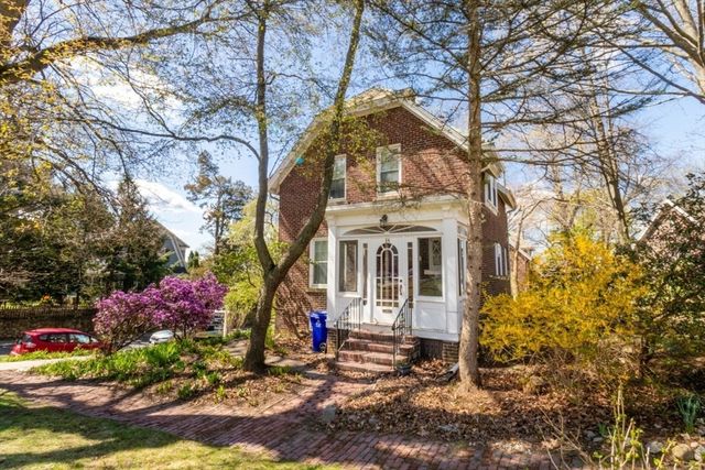 54 Southbourne Rd, Boston, MA 02130
