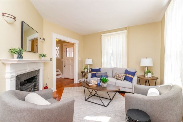 54 Southbourne Rd, Boston, MA 02130