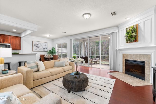 3897 LIONHEART Drive, Jacksonville, FL 32216
