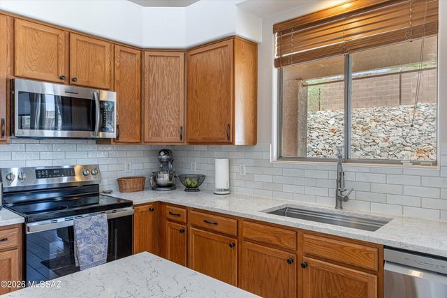 356 W Plateau Road, Tucson, AZ 85737