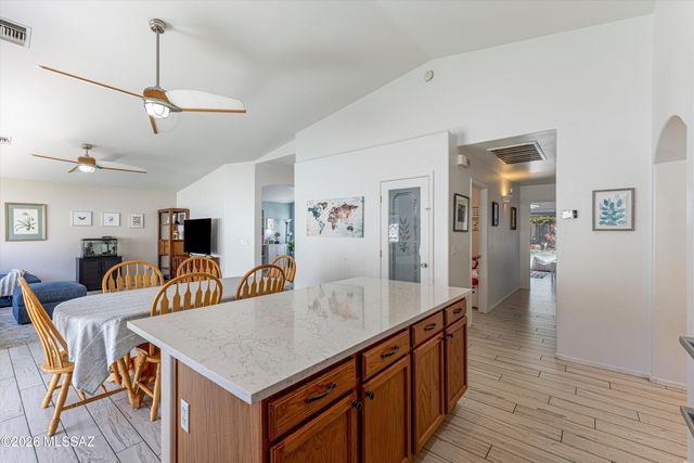 356 W Plateau Road, Tucson, AZ 85737