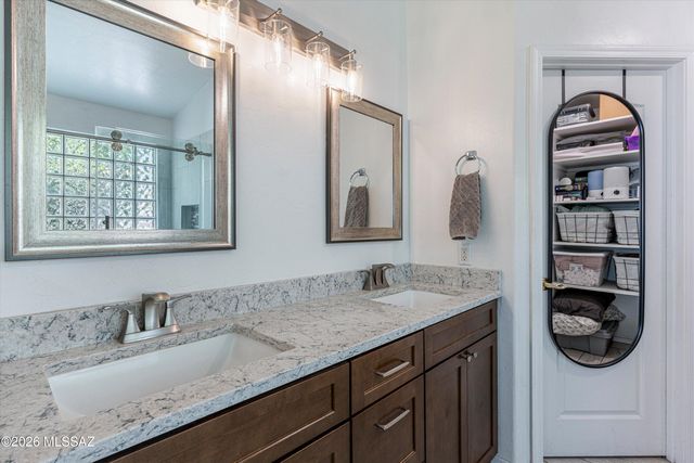 356 W Plateau Road, Tucson, AZ 85737