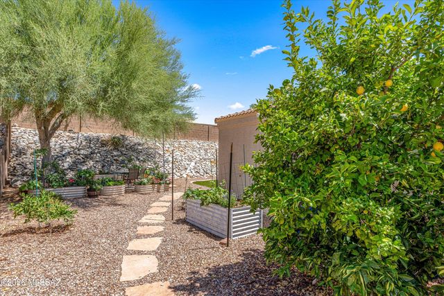 356 W Plateau Road, Tucson, AZ 85737