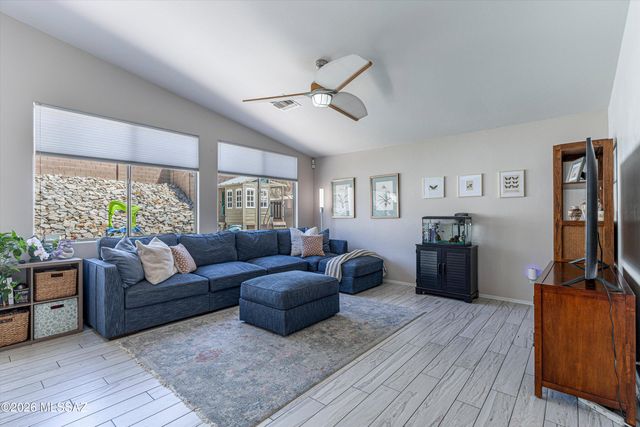 356 W Plateau Road, Tucson, AZ 85737