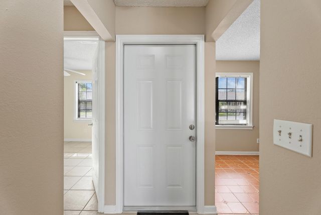 2242 SE Breckenridge Circle, Port St. Lucie, Port St Lucie, FL 34952