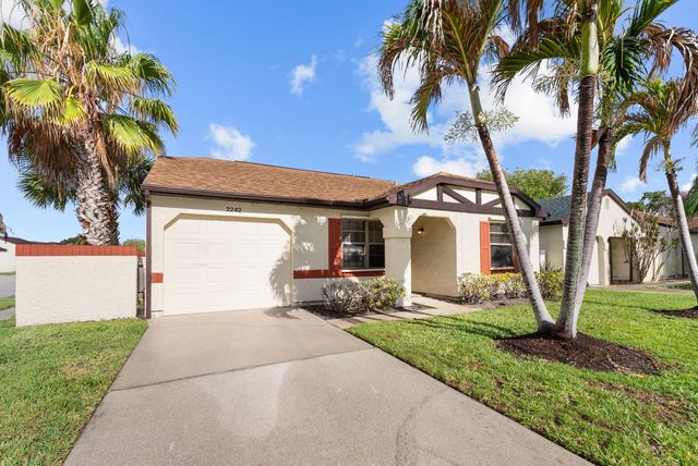 2242 SE Breckenridge Circle, Port St. Lucie, Port St Lucie, FL 34952