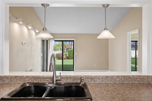 2242 SE Breckenridge Circle, Port St. Lucie, Port St Lucie, FL 34952