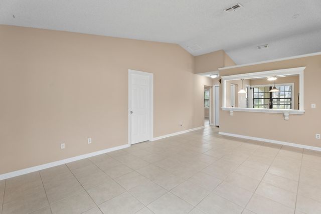 2242 SE Breckenridge Circle, Port St. Lucie, Port St Lucie, FL 34952