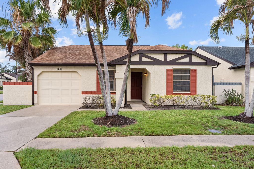 2242 SE Breckenridge Circle, Port St. Lucie, Port St Lucie, FL 34952