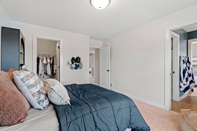 16513 Duluth Trail, Lakeville, MN 55044