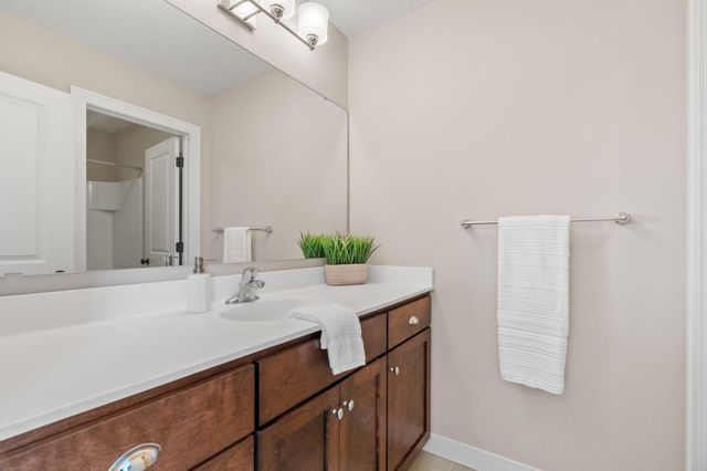 16513 Duluth Trail, Lakeville, MN 55044