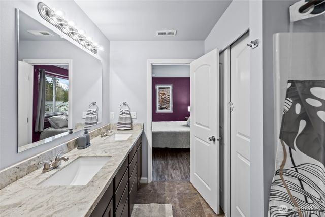 4238 SE Horsehead Way, Port Orchard, WA 98366