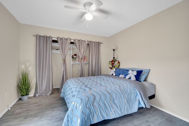 1440 Meadowood Village Drive, Fort Worth, TX 76120