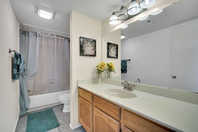 1440 Meadowood Village Drive, Fort Worth, TX 76120