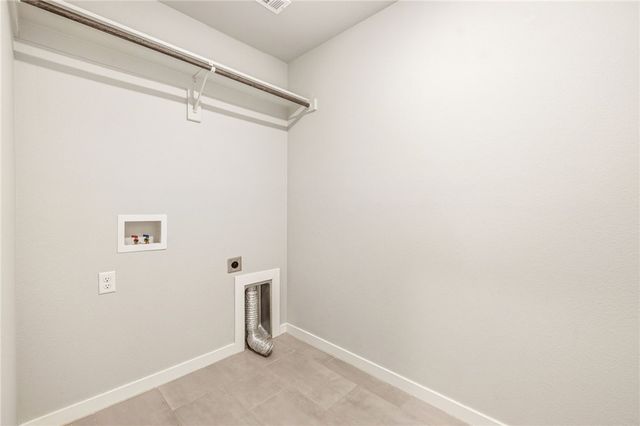 641 Kayla Maria Street, Prairie Grove, AR 72753