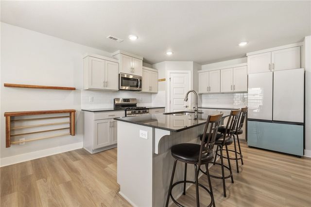 641 Kayla Maria Street, Prairie Grove, AR 72753