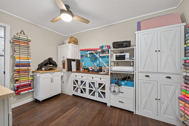 241 Quail Creek Drive, Cleveland, TX 77328