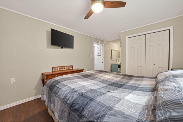 241 Quail Creek Drive, Cleveland, TX 77328