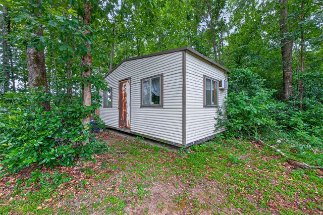 241 Quail Creek Drive, Cleveland, TX 77328