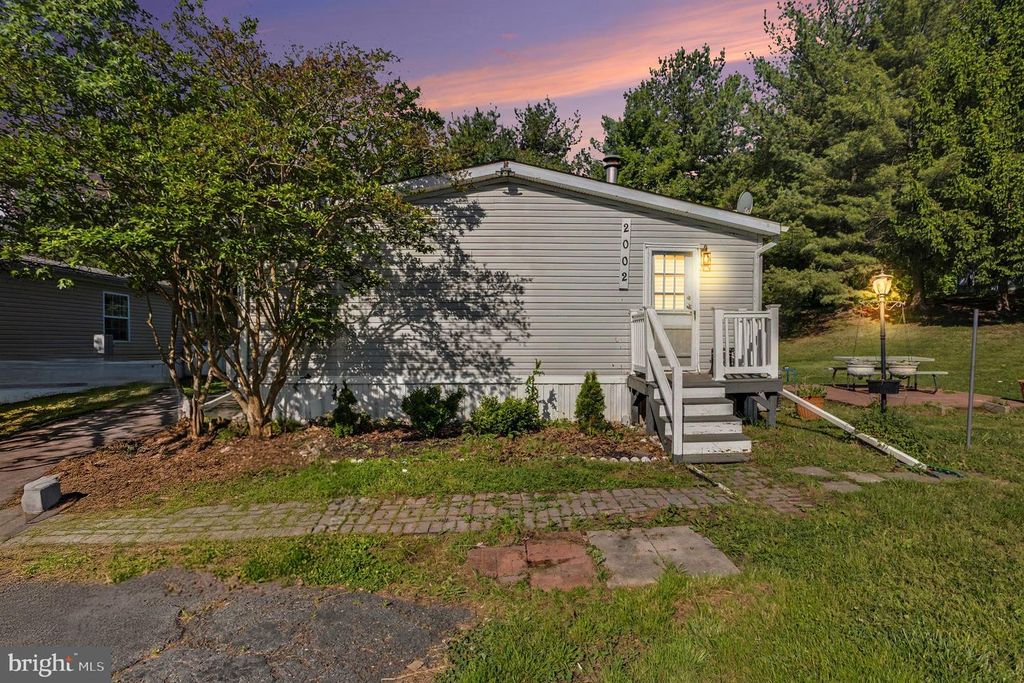 Image 1 of property listing at 2002 DAVID DR, Edgewood, MD 21040