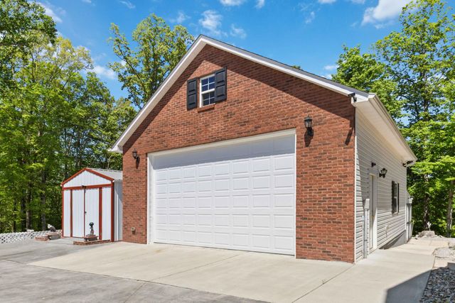 775 Cedar Pointe Drive, Somerset, KY 42501