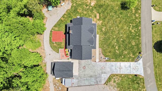 775 Cedar Pointe Drive, Somerset, KY 42501