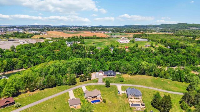 775 Cedar Pointe Drive, Somerset, KY 42501